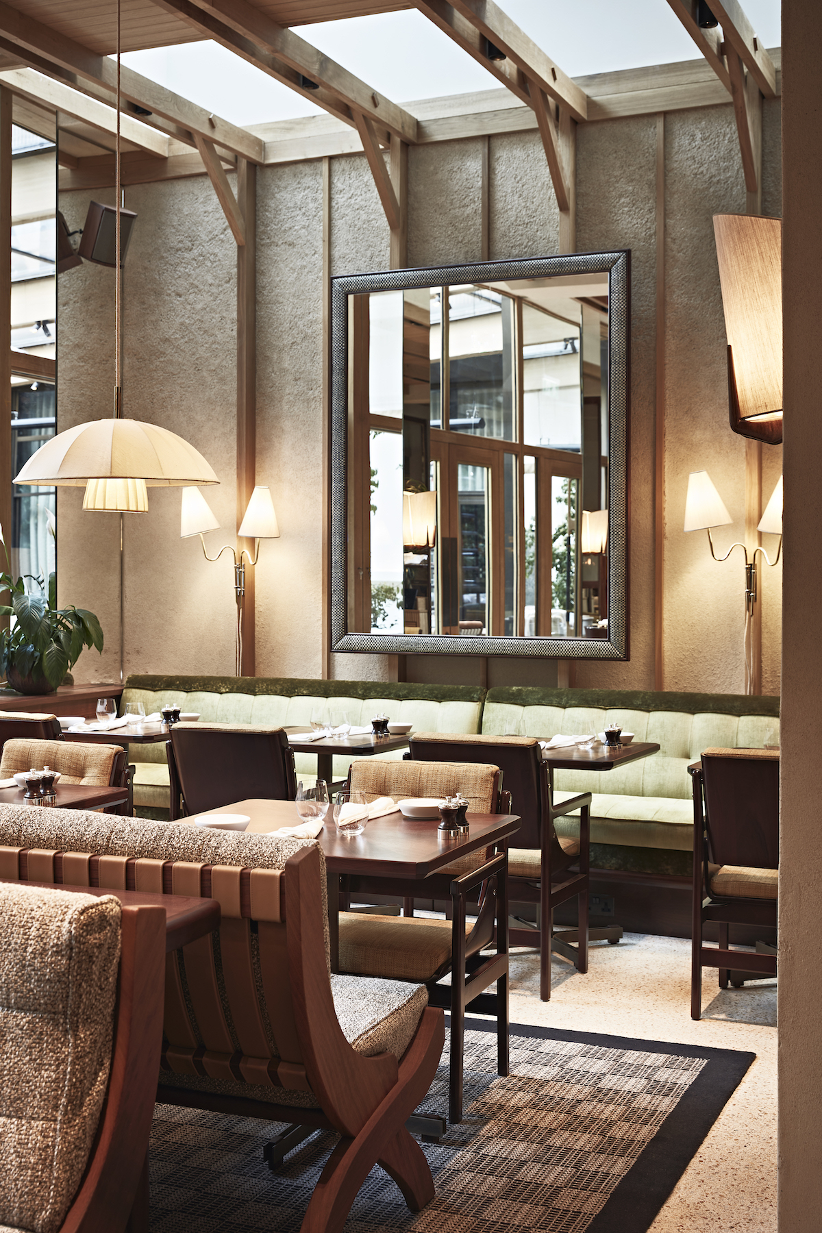 Dovetale restaurant inside 1 Hotel Mayfair